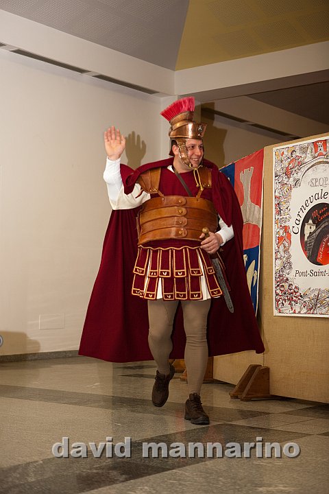 presentazione personaggi-7025.jpg